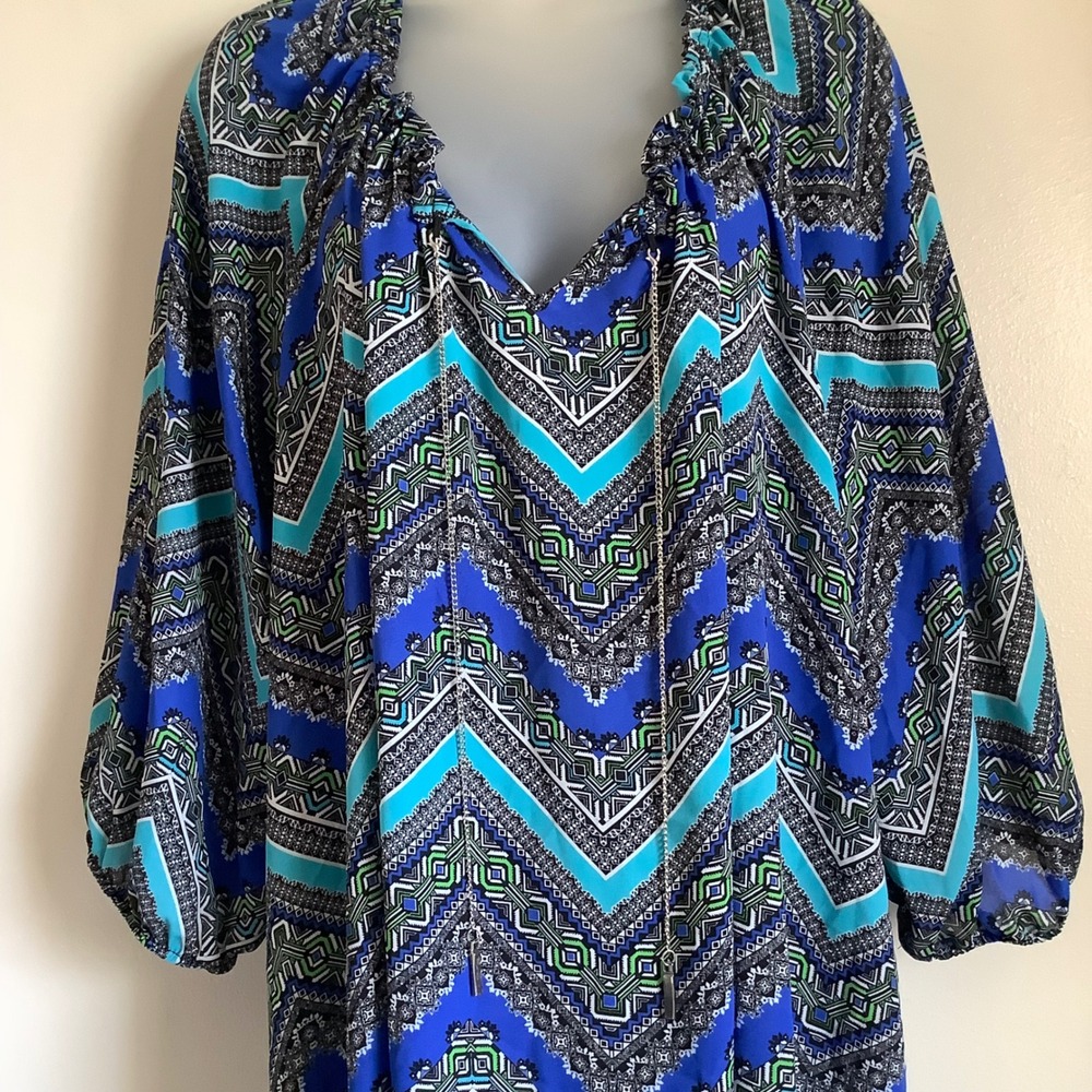 Avenue Womens Plus Size 26/28 Blue Green Chevron Tribal Tassel Tunic Top NEW